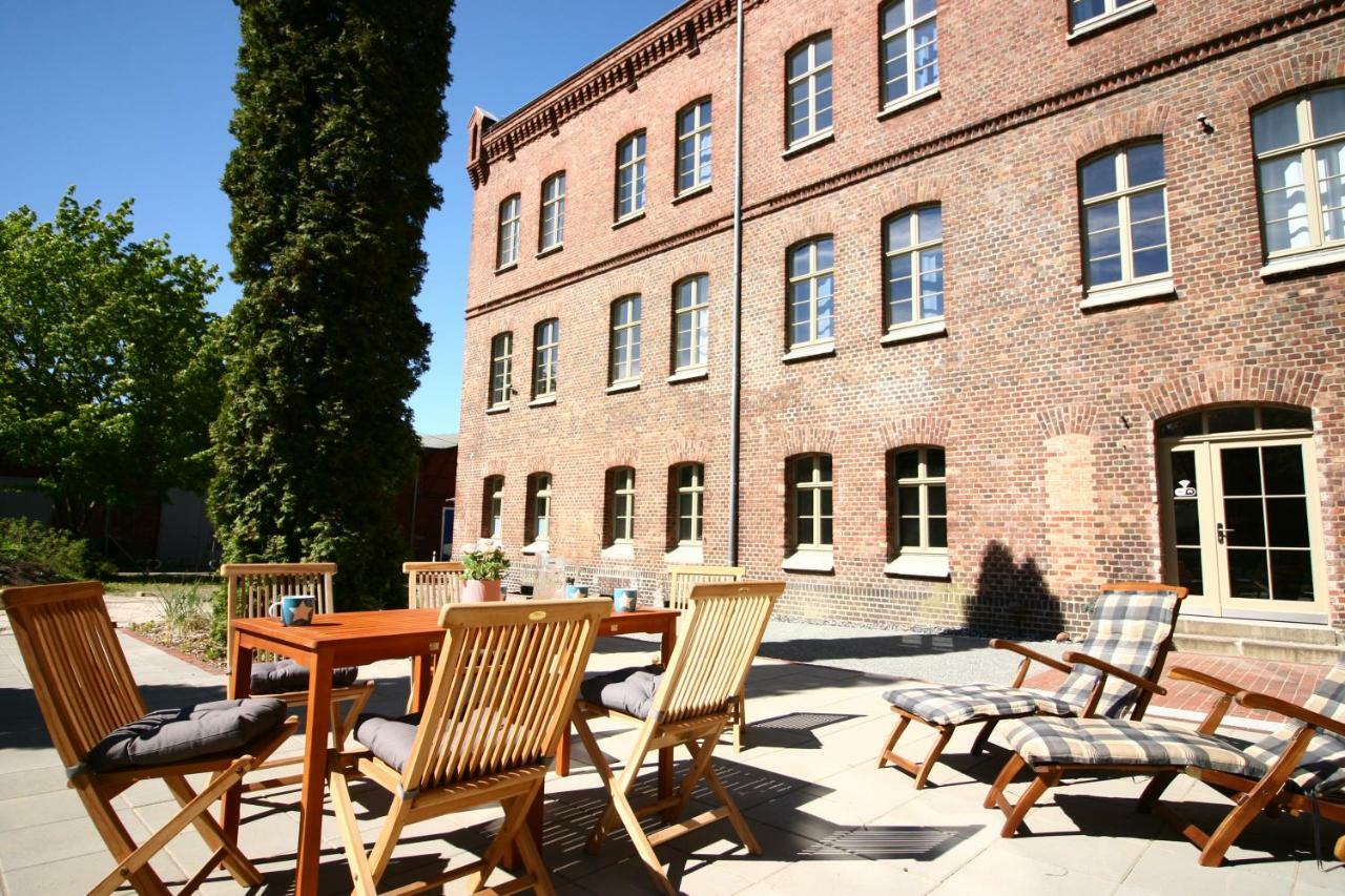 Nr9Marinehafen Apartment Stralsund Exterior photo